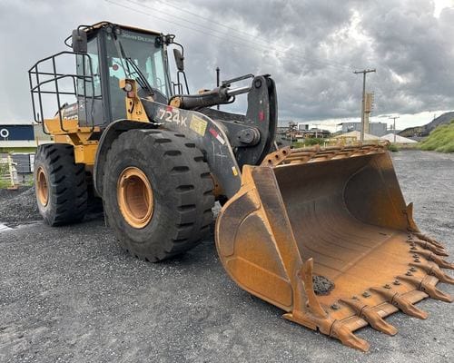 Pá carregadeira  John Deere 724K 17/17 - Imagem 4