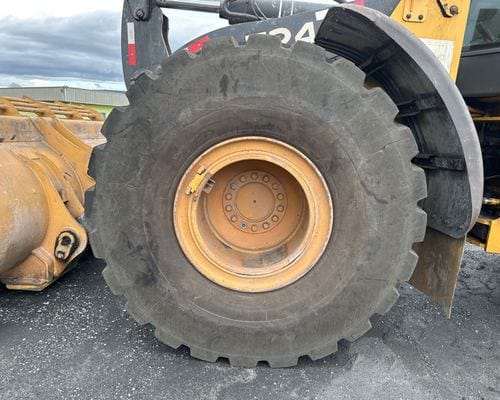 Pá carregadeira  John Deere 724K 17/17 - Imagem 9