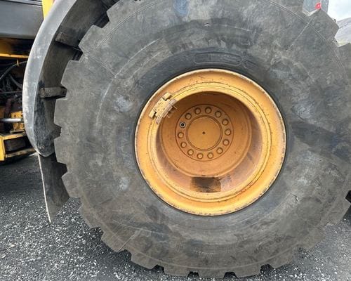 Pá carregadeira  John Deere 724K 17/17 - Imagem 12