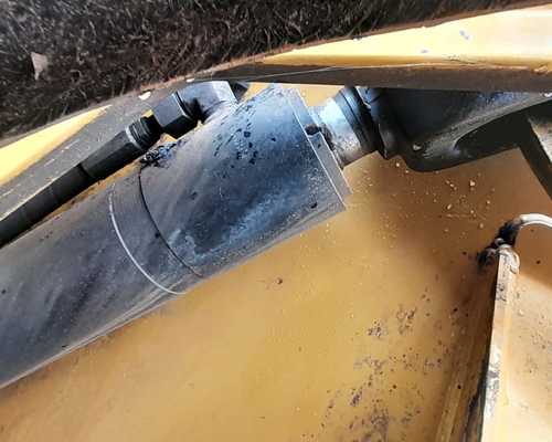 Pá carregadeira  John Deere 724K 17/17 - Imagem 16