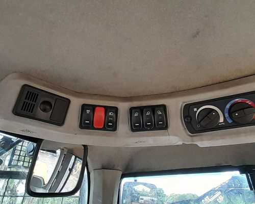 Pá carregadeira  Caterpillar 924K 18/18 - Imagem 7