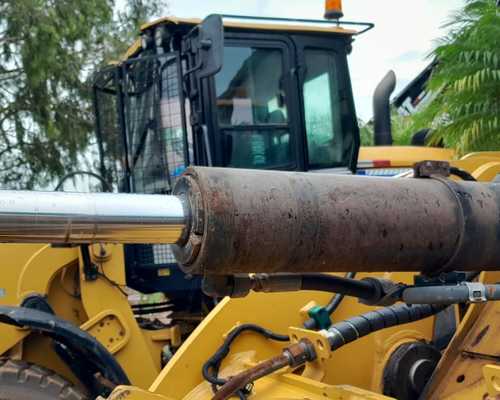 Pá carregadeira  Caterpillar 924K 18/18 - Imagem 16