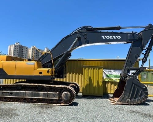 Escavadeira Volvo EC480 16/16 - Imagem 2