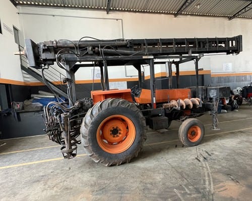 Trator Massey Ferguson 275 96/96 - Imagem 3