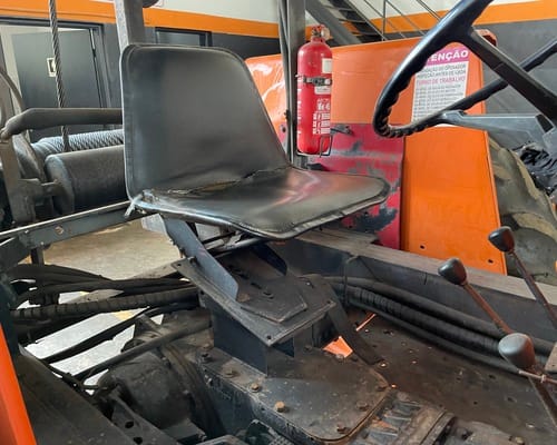 Trator Massey Ferguson 275 96/96 - Imagem 6
