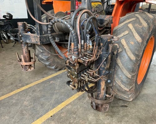 Trator Massey Ferguson 275 96/96 - Imagem 15