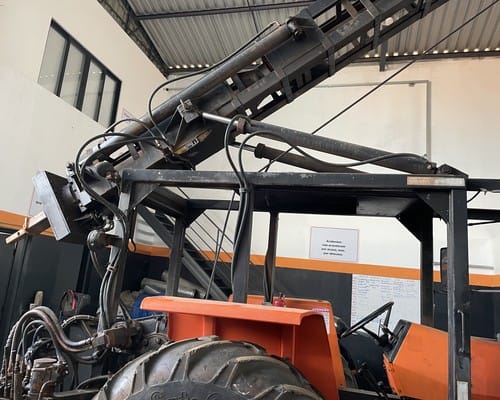 Trator Massey Ferguson 275 96/96 - Imagem 20