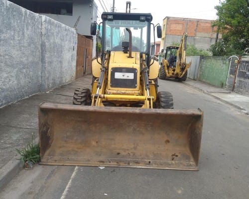 Retroescavadeira New Holland  LB90 07/07 - Imagem 4