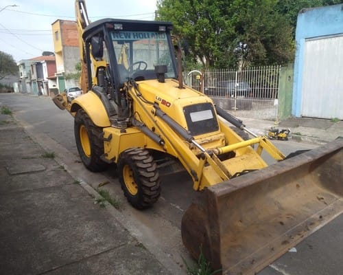 Retroescavadeira New Holland  LB90 07/07 - Imagem 6