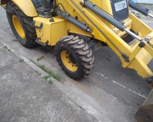 Retroescavadeira New Holland  LB90 07/07 - Imagem 7