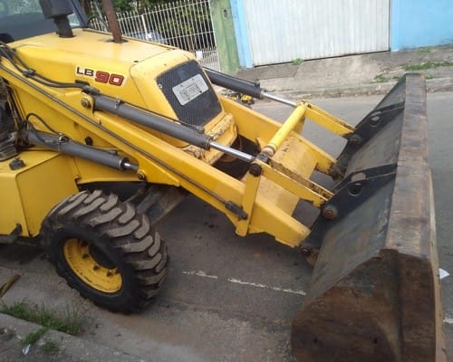 Retroescavadeira New Holland  LB90 07/07 - Imagem 8