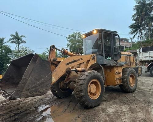 Pá carregadeira  Liugong  835 10/10 - Imagem 2