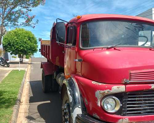 Caminhão Mercedes Benz Caçamba MB1113 70/70 - Imagem 2
