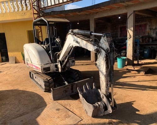Mini Escavadeira Bobcat 325 12/12 - Imagem 3