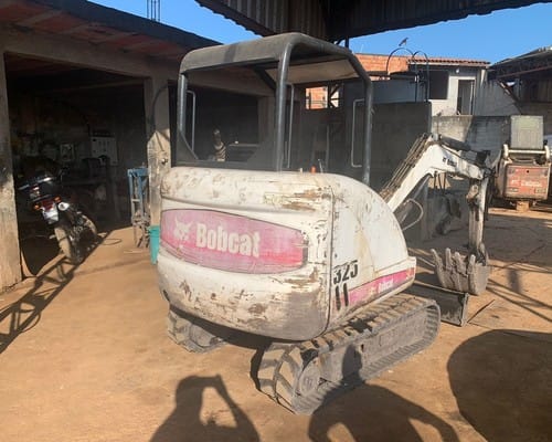 Mini Escavadeira Bobcat 325 12/12 - Imagem 4