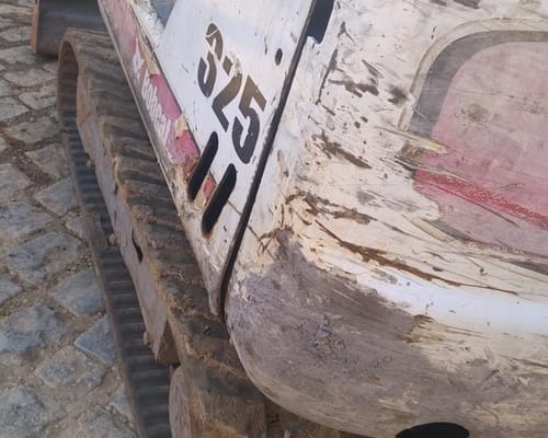 Mini Escavadeira Bobcat 325 12/12 - Imagem 10