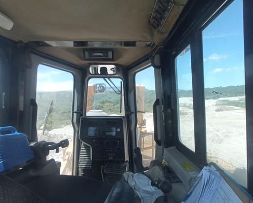 Trator de Esteiras Caterpillar D6T XL 13/13 - Imagem 10