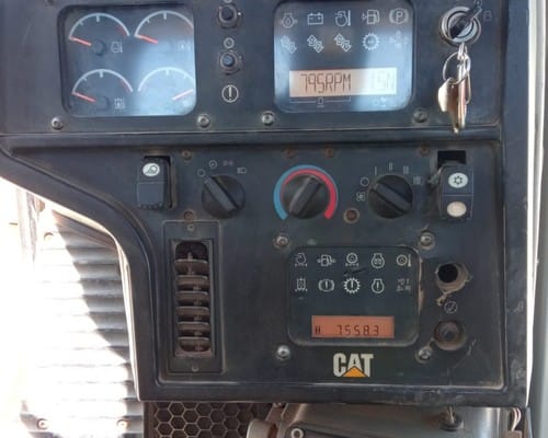 Trator de Esteiras Caterpillar D6T XL 13/13 - Imagem 11