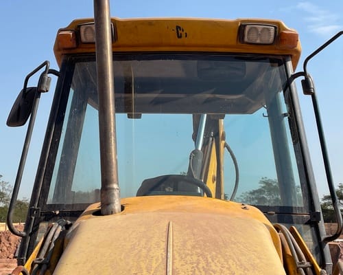 Retroescavadeira JCB  JCB 3C 08/08 - Imagem 7