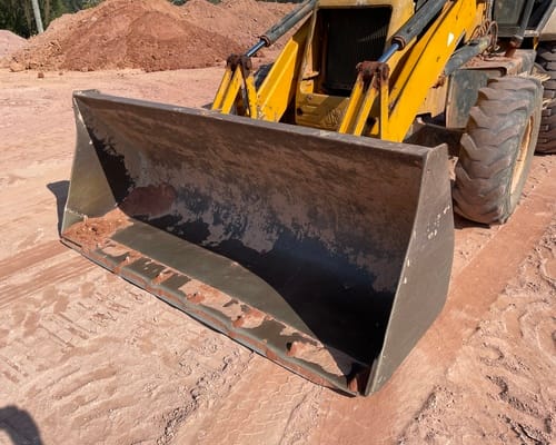 Retroescavadeira JCB  JCB 3C 08/08 - Imagem 15