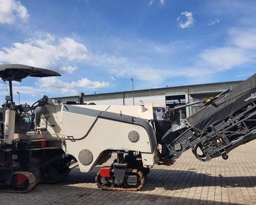 Fresadora de Asfalto Wirtgen W100F 07/07 - Imagem 2