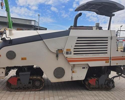 Fresadora de Asfalto Wirtgen W100F 11/11 - Imagem 4