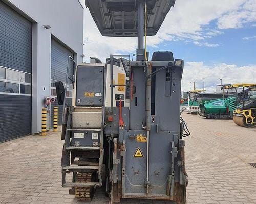 Fresadora de Asfalto Wirtgen W100F 11/11 - Imagem 9