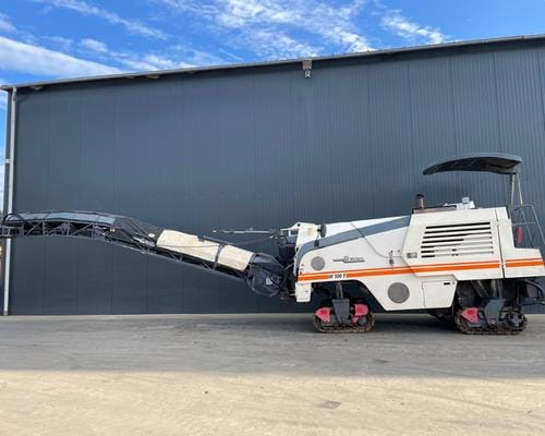 Fresadora de Asfalto Wirtgen W100F 09/09 - Imagem 2