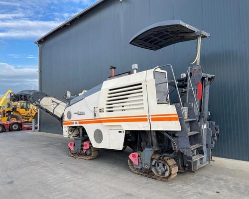 Fresadora de Asfalto Wirtgen W100F 09/09 - Imagem 3