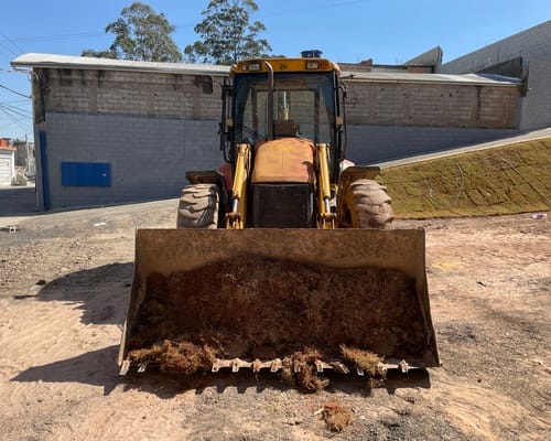 Retroescavadeira JCB 4 CX 10/10 - Imagem 5