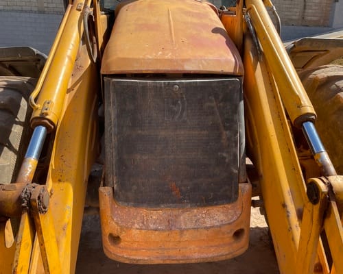 Retroescavadeira JCB 4 CX 10/10 - Imagem 9