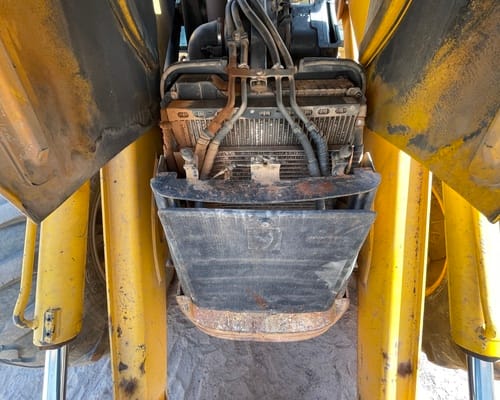 Retroescavadeira JCB 4 CX 10/10 - Imagem 12