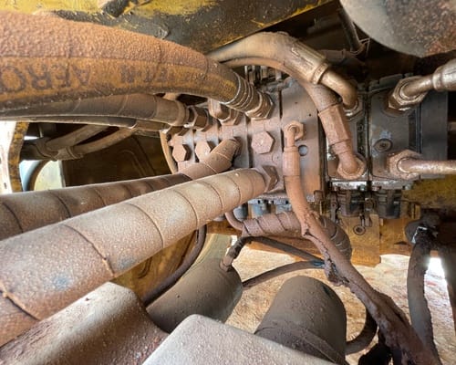 Retroescavadeira Caterpillar 416E 08/08 - Imagem 12