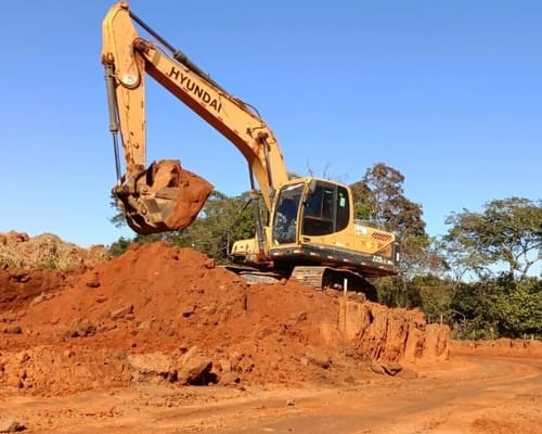 Escavadeira Hyundai R220 LC 15/15 - Imagem 8