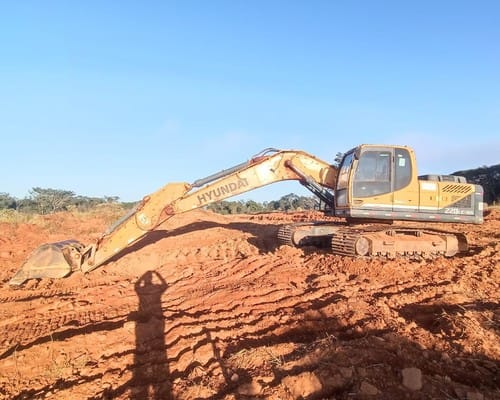 Escavadeira Hyundai R220 LC 15/15 - Imagem 7