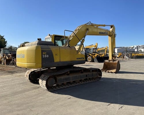 Escavadeira Komatsu PC200 09/09 - Imagem 3