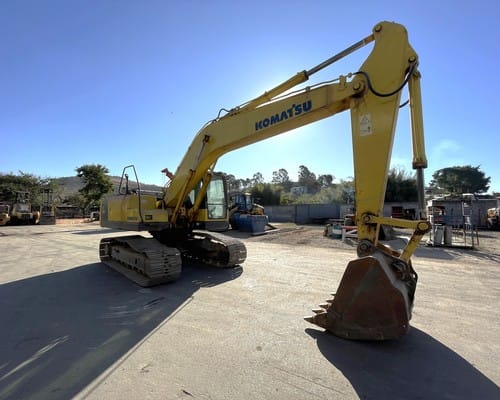 Escavadeira Komatsu PC200 09/09 - Imagem 4