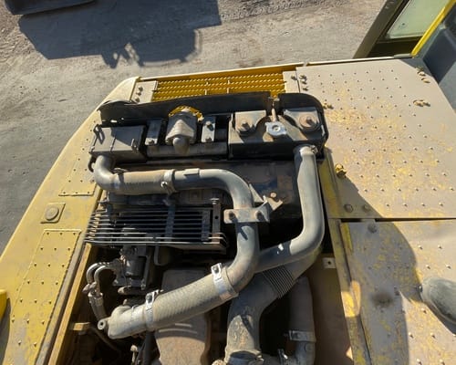 Escavadeira Komatsu PC200 09/09 - Imagem 10