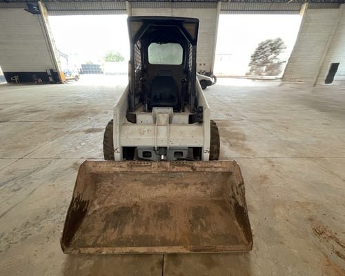 Mini Carregadeira Bobcat S130 11/11 - Imagem 8