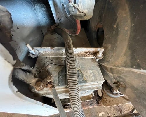 Mini Carregadeira Bobcat S130 11/11 - Imagem 12