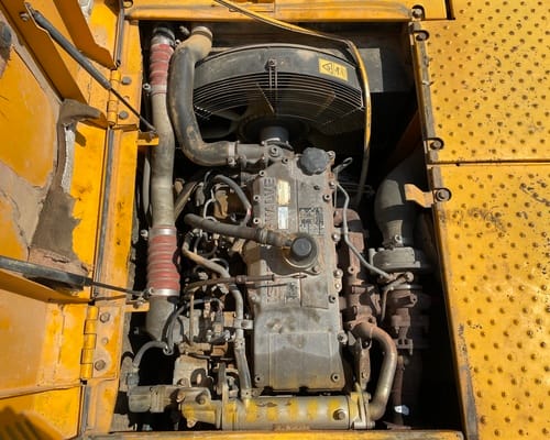 Escavadeira JCB JS200 LC 12/12 - Imagem 13