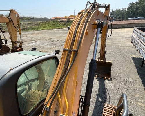 Escavadeira JCB JS200 LC 12/12 - Imagem 19