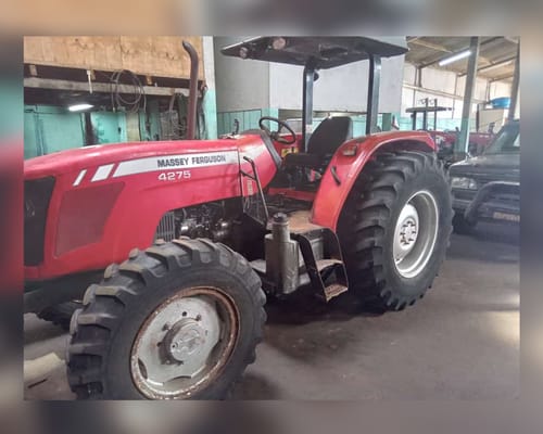 Trator Massey Ferguson 4275 13/13 - Imagem 3