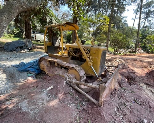 Trator de Esteiras Caterpillar D4D 78/78 - Imagem 4