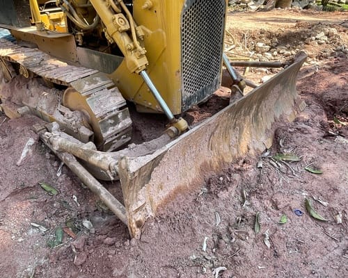 Trator de Esteiras Caterpillar D4D 78/78 - Imagem 16