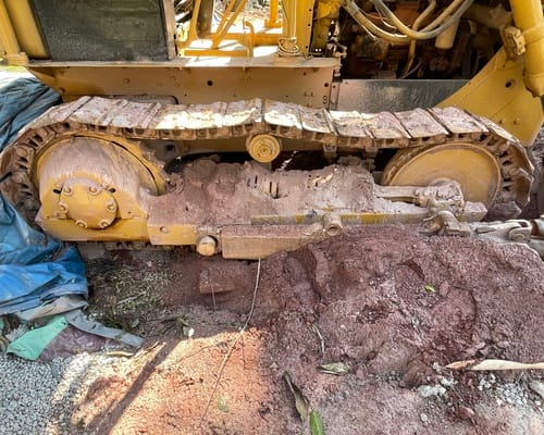 Trator de Esteiras Caterpillar D4D 78/78 - Imagem 19