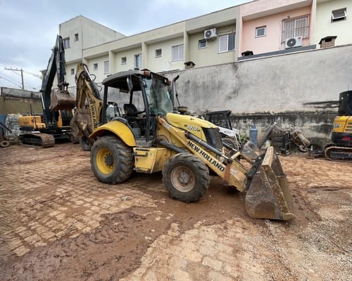 Retroescavadeira New Holland B90B 16/16 - Imagem 4
