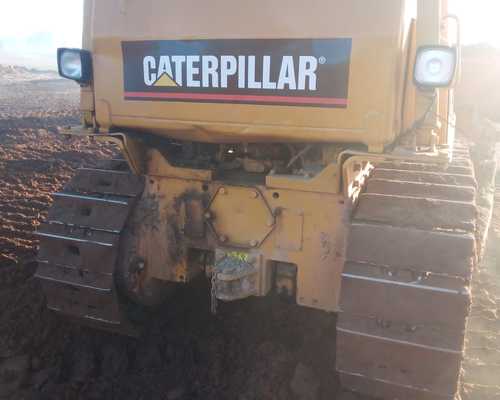 Trator de Esteiras Caterpillar D6E 95/95 - Imagem 4