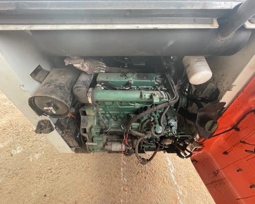 Mini Carregadeira Bobcat S150 07/07 - Imagem 11