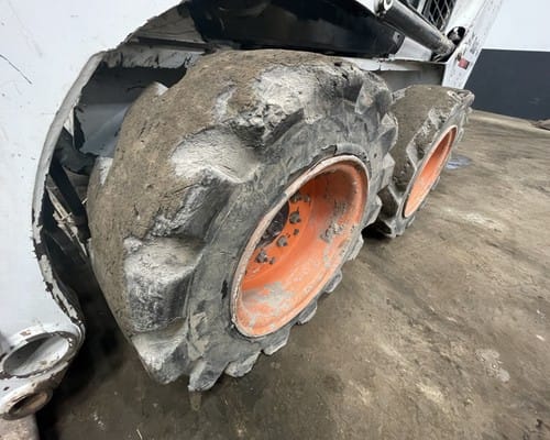 Mini Carregadeira Bobcat S450 18/18 - Imagem 20